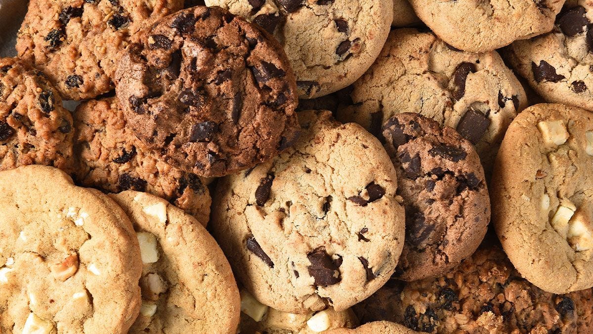 LloydPans Celebrates National Cookie Day