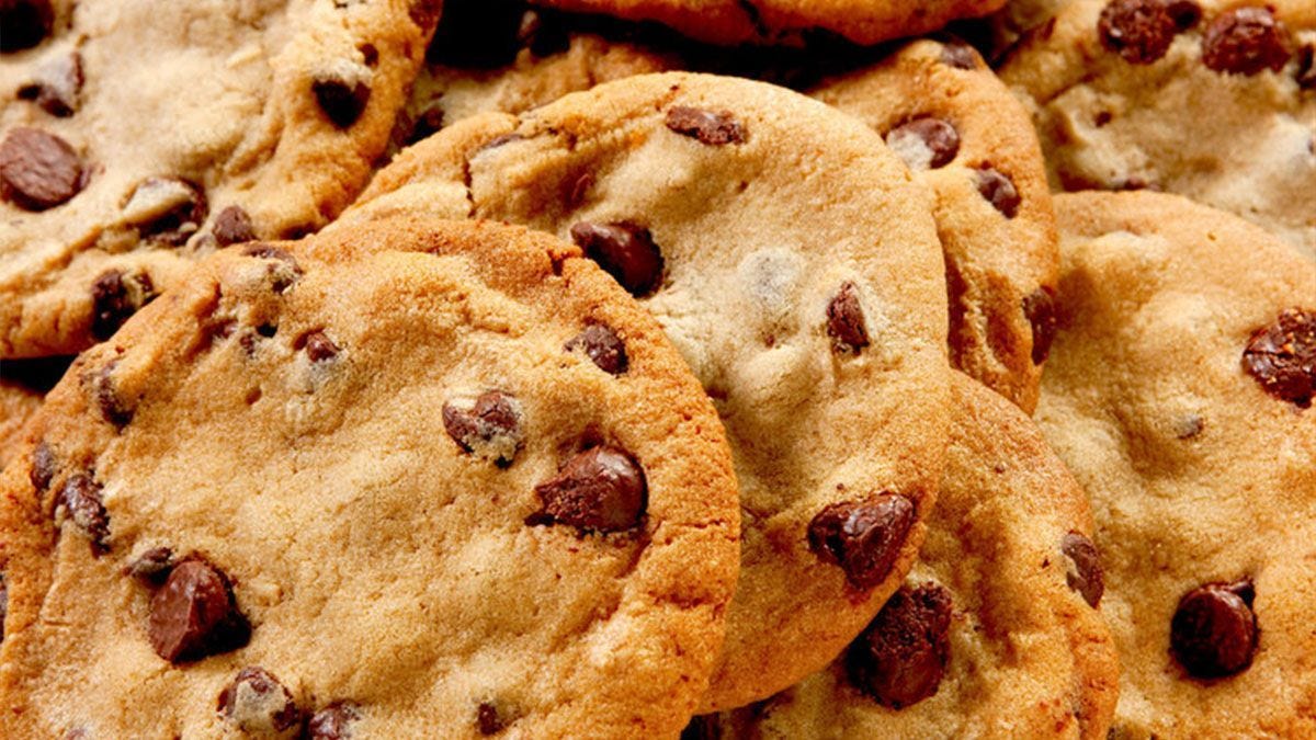LloydPans Cookie Sheets Help Americans Get Their Cookie Fix