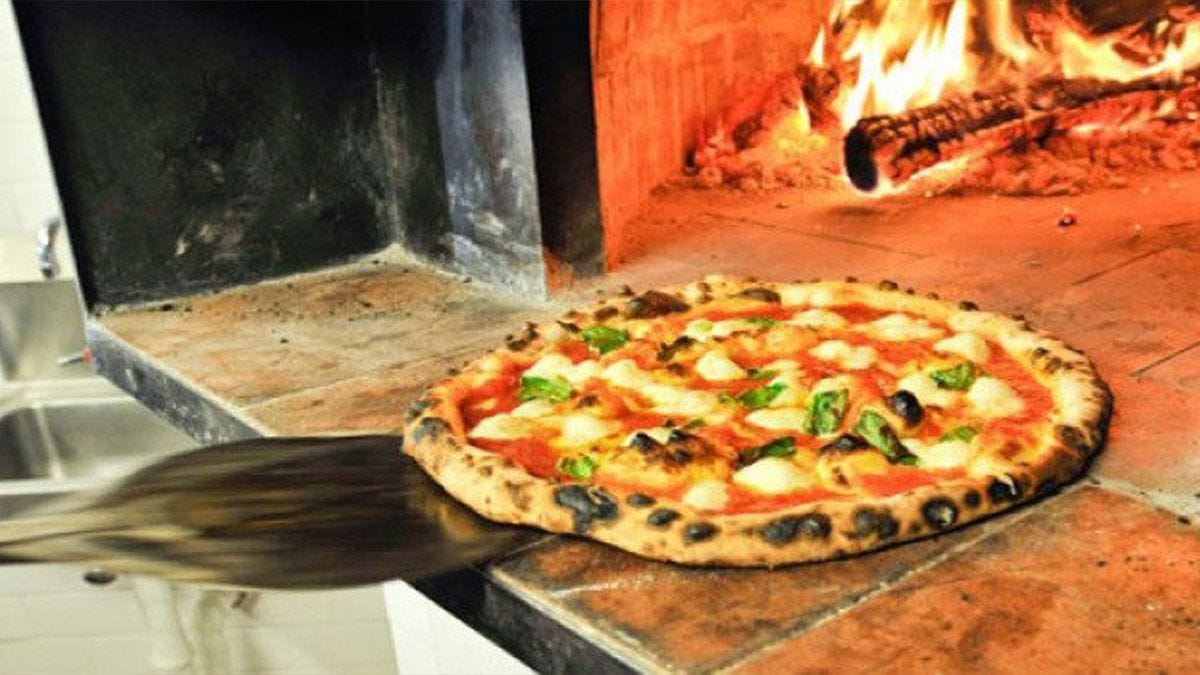 LloydPans Partners Make Top 50 Top Pizza List
