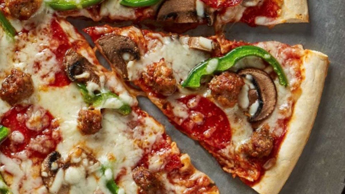Natural Products Expo East Pizza Product Trends Reflect Brick-and-Mortar Favorites