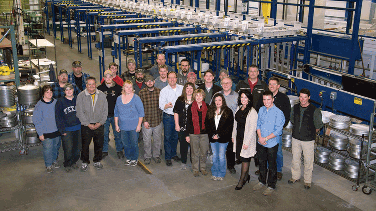 LloydPans Employees Weigh in on Fave Pizzas, Products