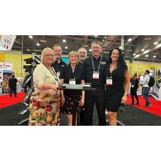 LloydPans Products Win Competitions, Shine at Pizza Expo Booths